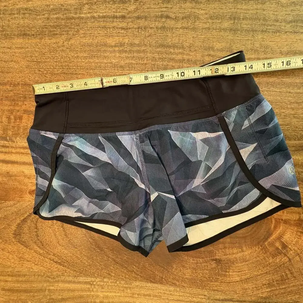 Lululemon Shorts Womens 4 Multicolor Geometric Speed Short 4 Lined Running